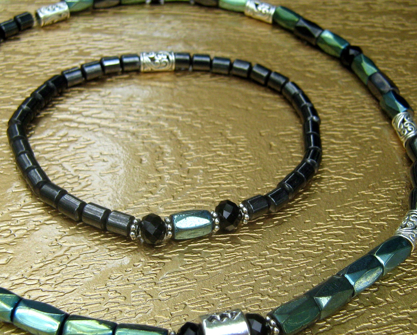 Men green Hematite coco wood Bracelet Healing stone, handmade bracelet men gift