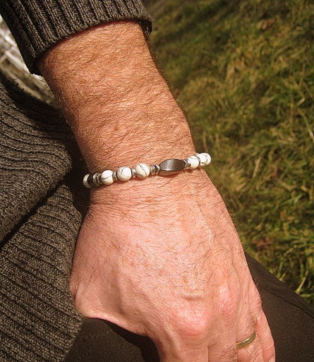 Men Bracelet HEMATITE, WHITE HOWLITE spiritual jewelry Mala Protection Bracelet Healing stone, handmade bracelet men gift