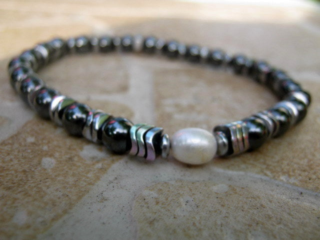 Men Bracelet Freshwater PEARL & black Hematite, Nacre, Black blue pearl, Prosperity Healing surfer bracelet Men/women/couple gift, handmade bracelet